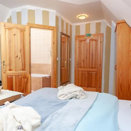 Javorinka Отель Татранска-Котлина